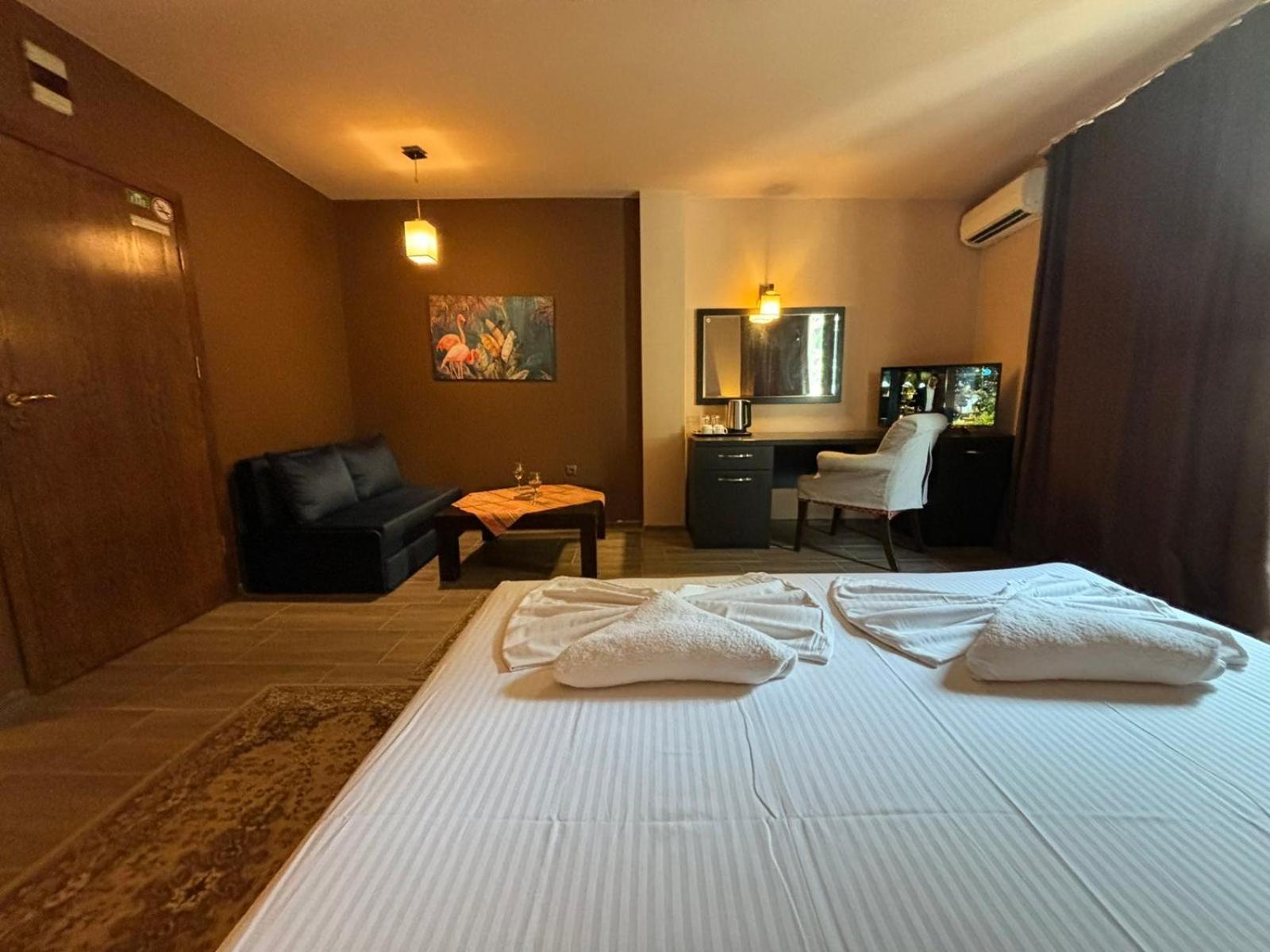 Family Hotel Vaso Варна Экстерьер фото